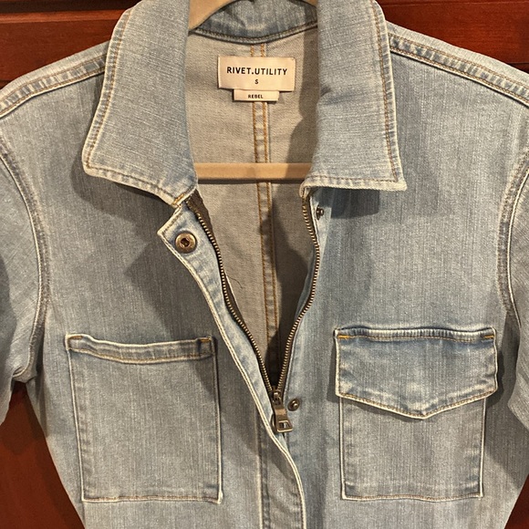 Rivet Utility Light wash Denim Jumpsuit - Picture 4 of 8